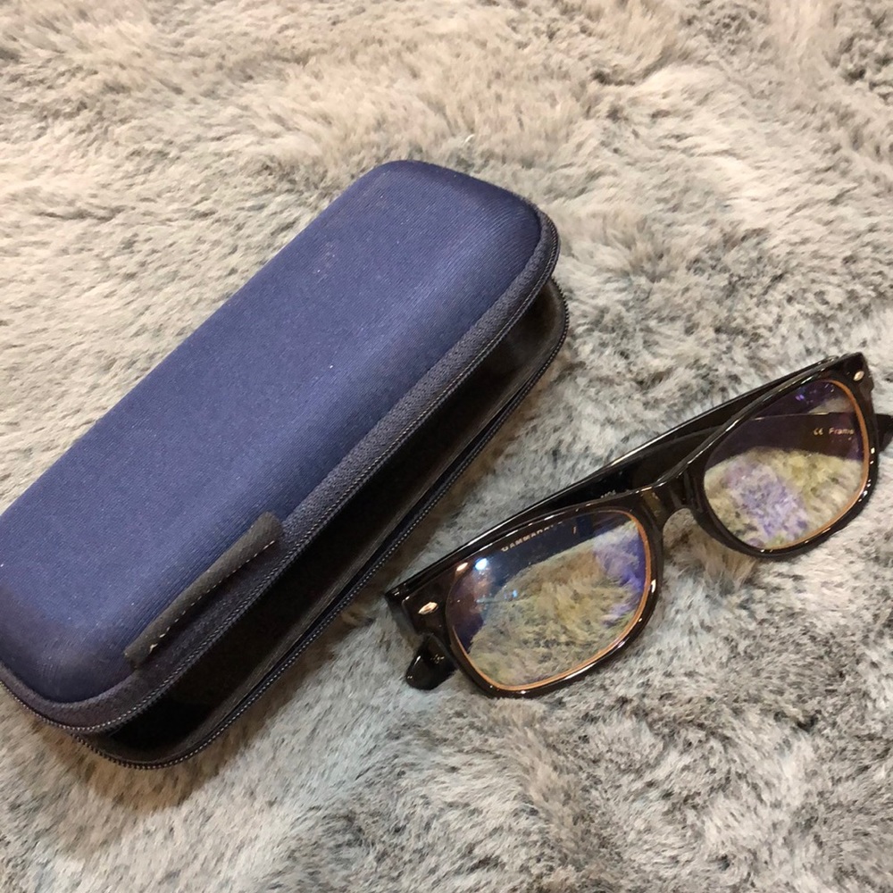 Black ray ban style blue light glasses with case